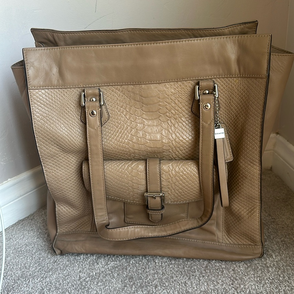 Large coach bag
